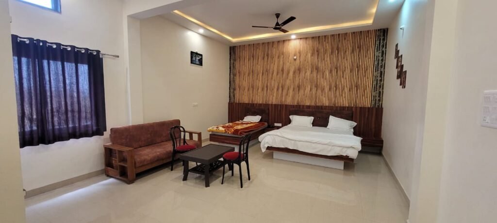 Deluxe Double Bedroom